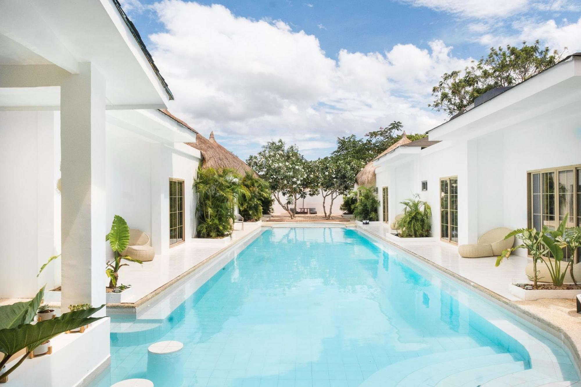 Seapearl Of Alona Panglao Exterior foto