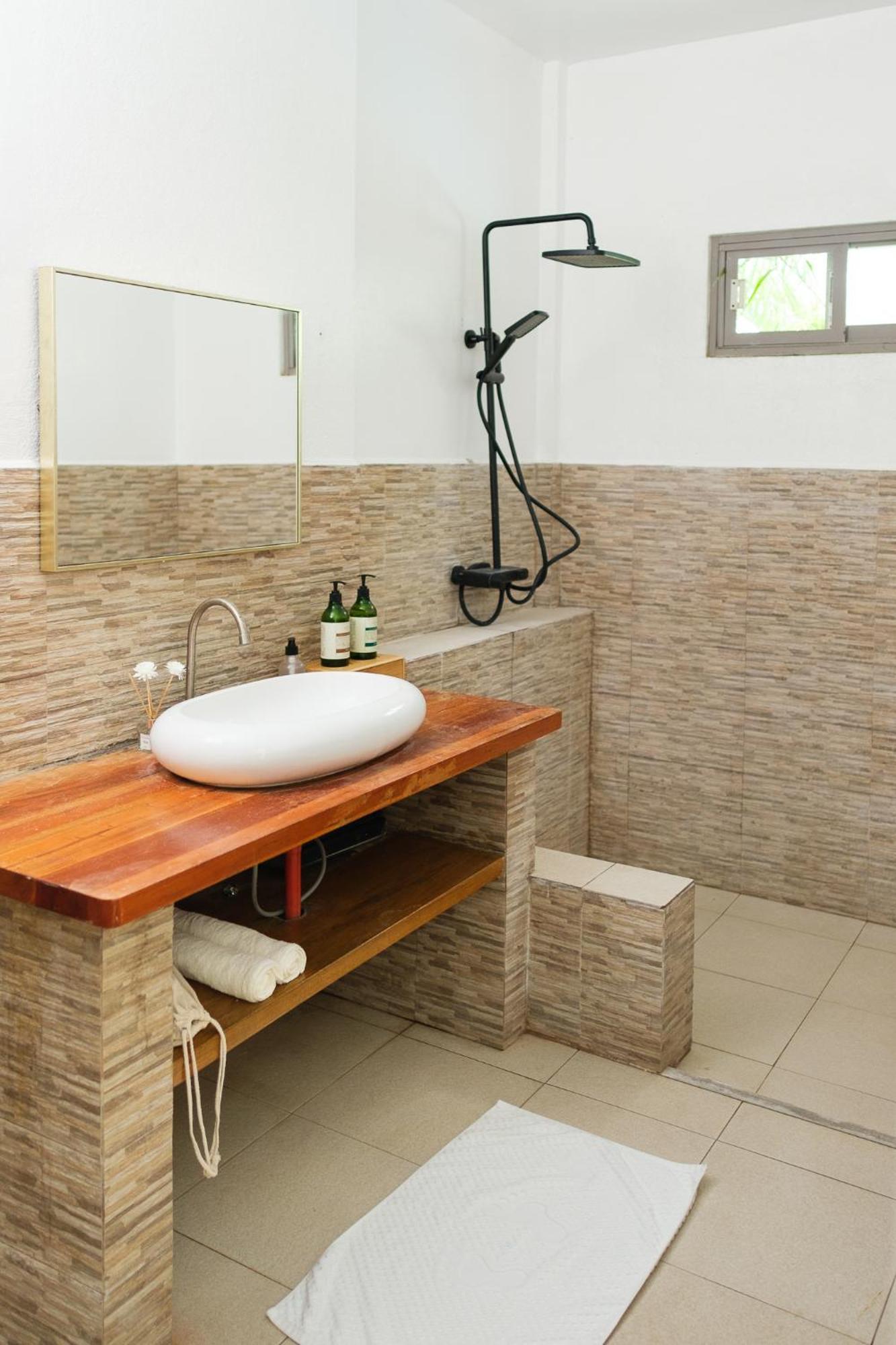 Seapearl Of Alona Panglao Exterior foto
