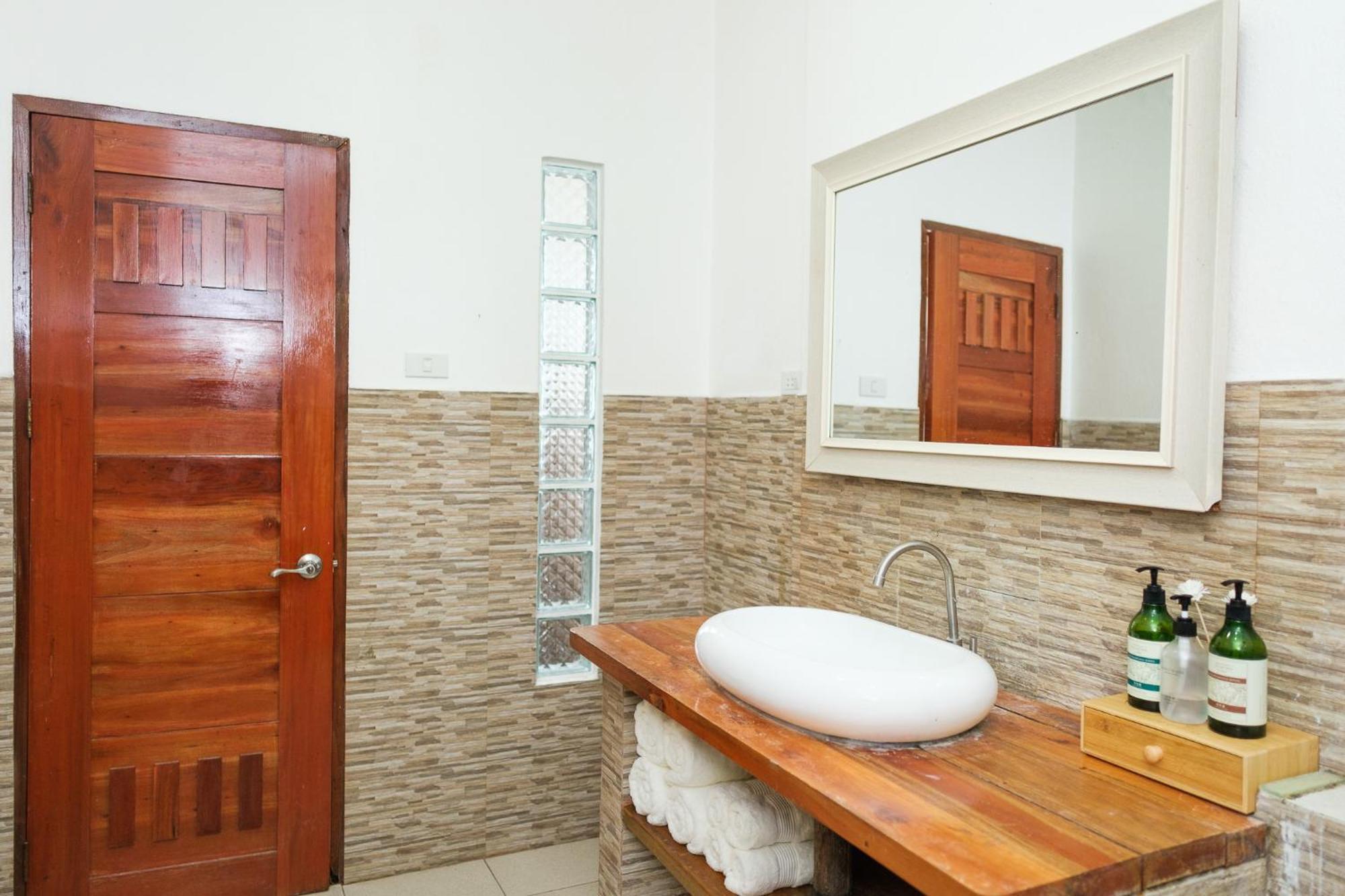 Seapearl Of Alona Panglao Exterior foto