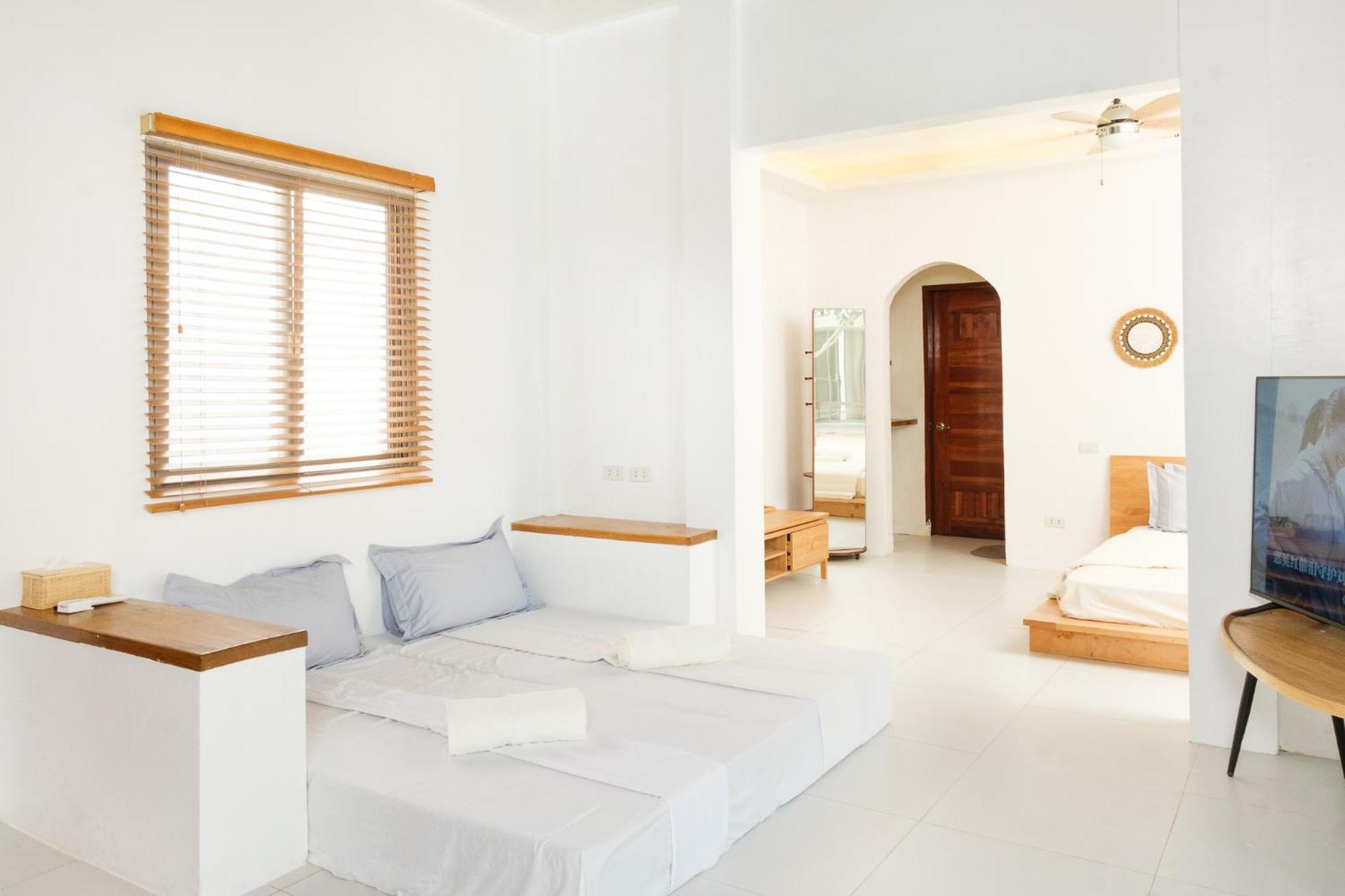 Seapearl Of Alona Panglao Exterior foto